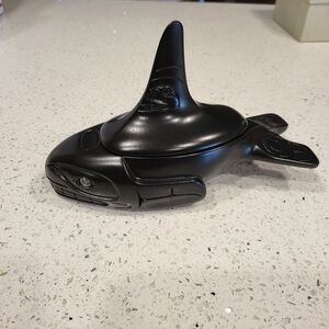 Vintage Pearlite Orca Trinket Box